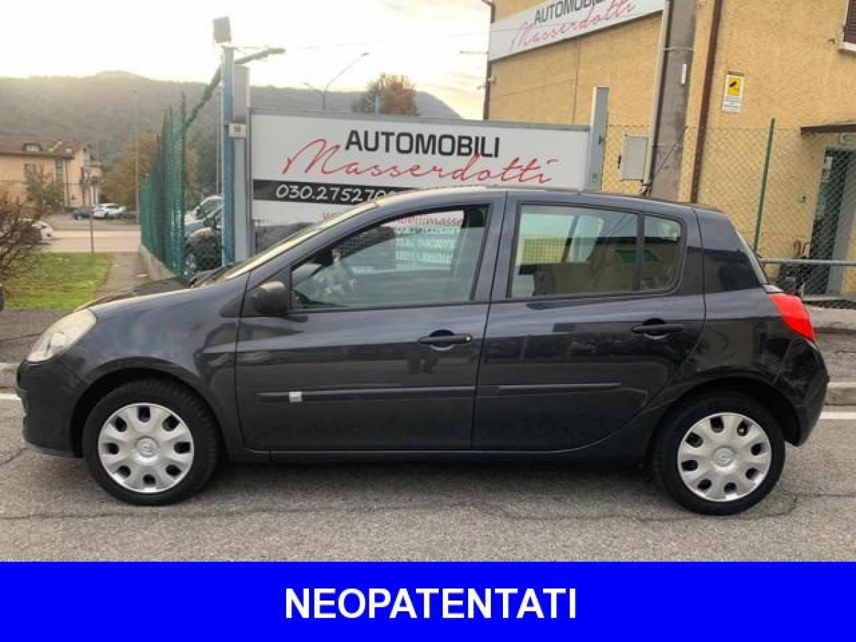 adesivo sticker RENAULT CLIO 3 sport tuning down-out dub prespaziato