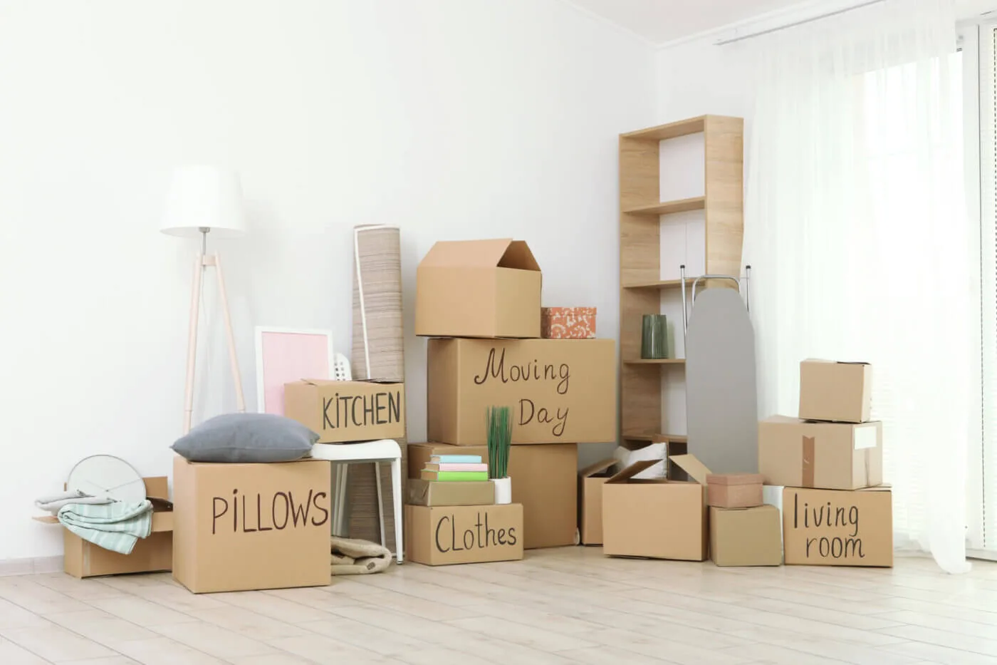 Back to School with our Essential College Dorm Checklist