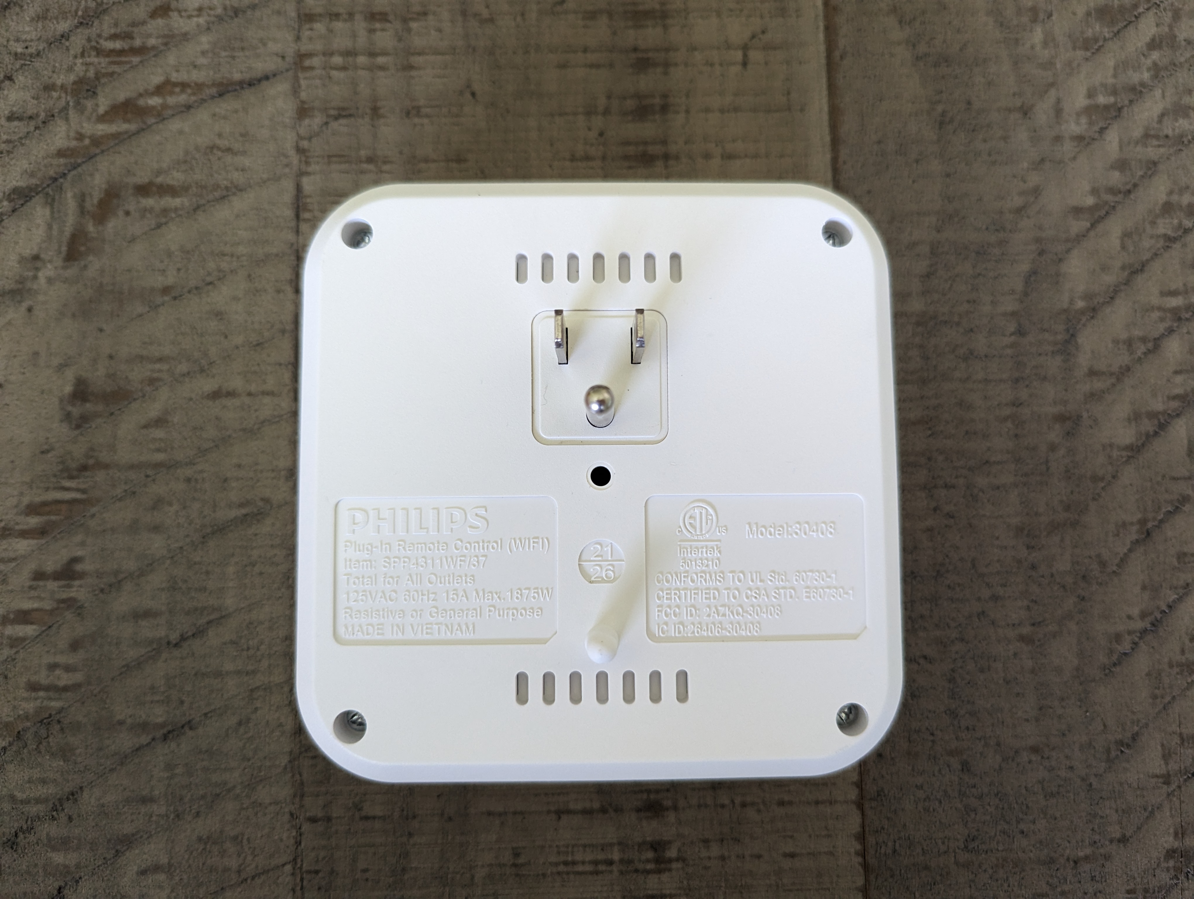 Philips smart outlet back side