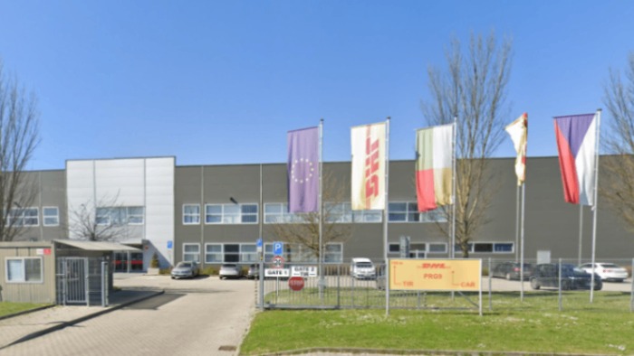 DHL