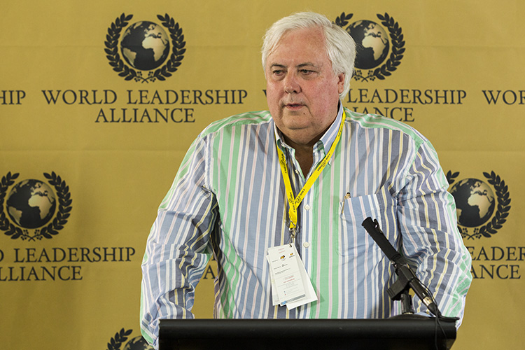 Clive Palmer to sue WA