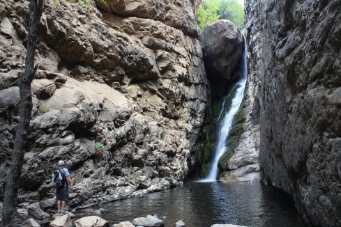 cool hikes at big sur waterfall