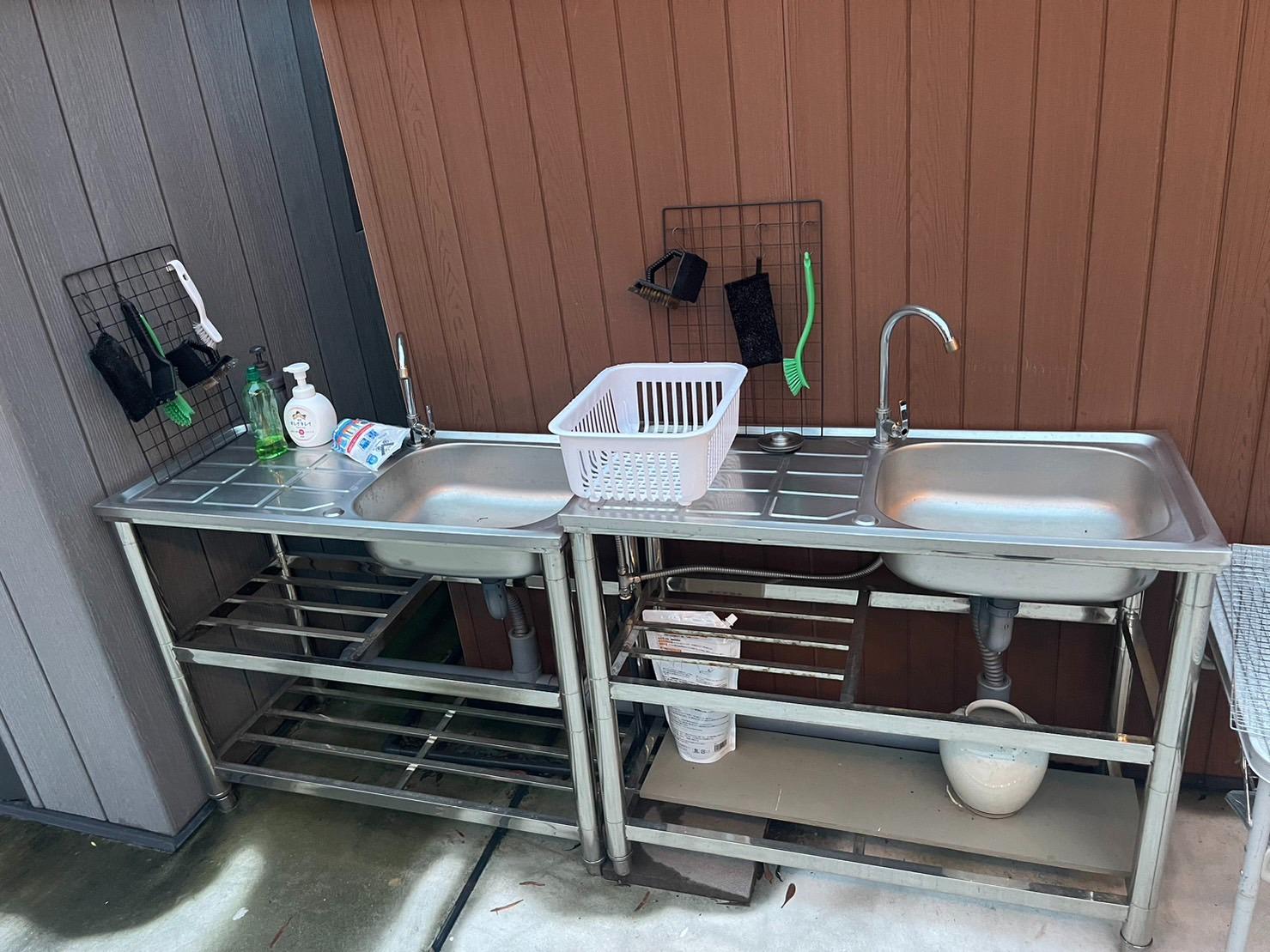 洗い場  洗い物で出たゴミは三角コーナーに廃棄してください。 ご協力お願いいたします。
