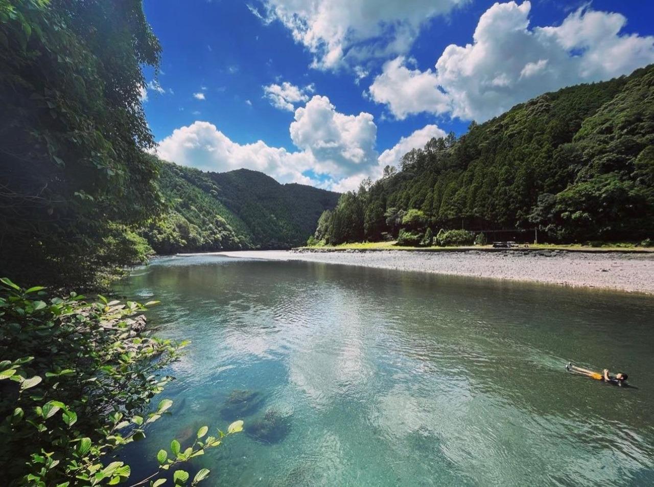 対岸からの景観１