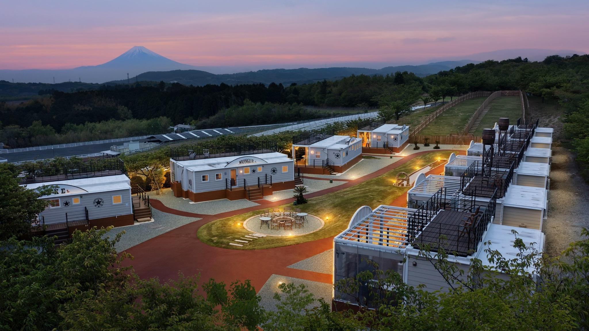 全景（夕暮れ）