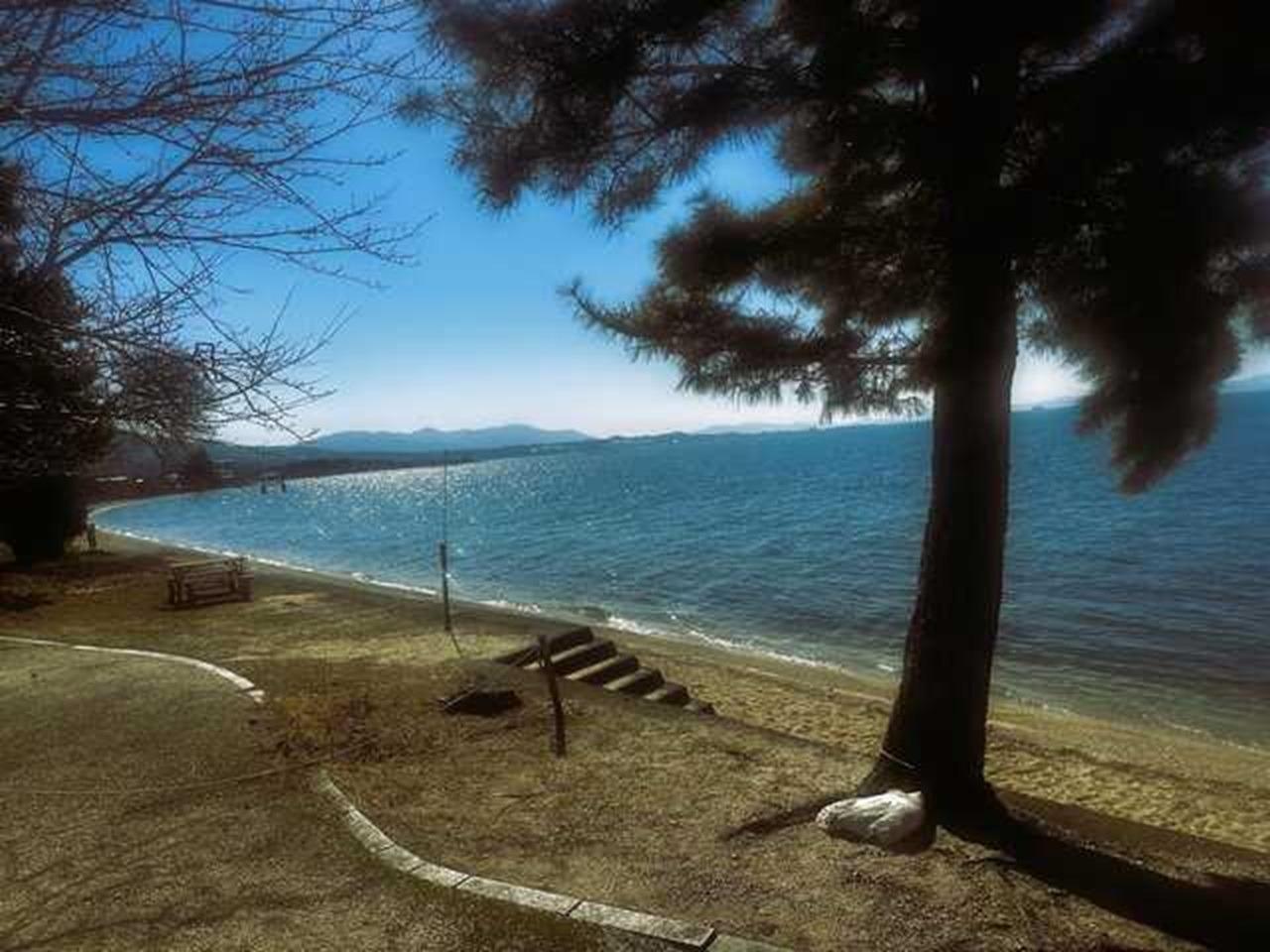 夏になったら、琵琶湖で泳げます。