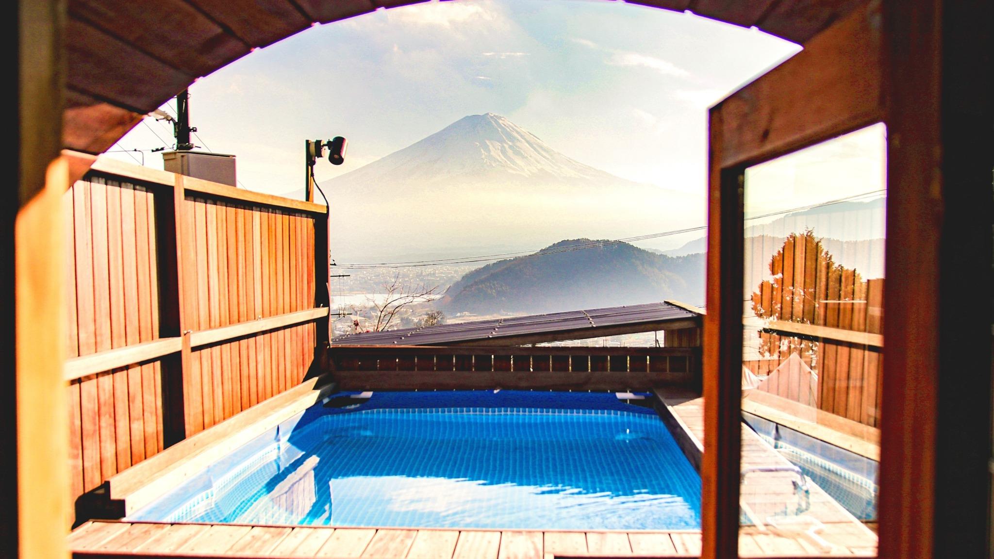 サウナから見える富士山