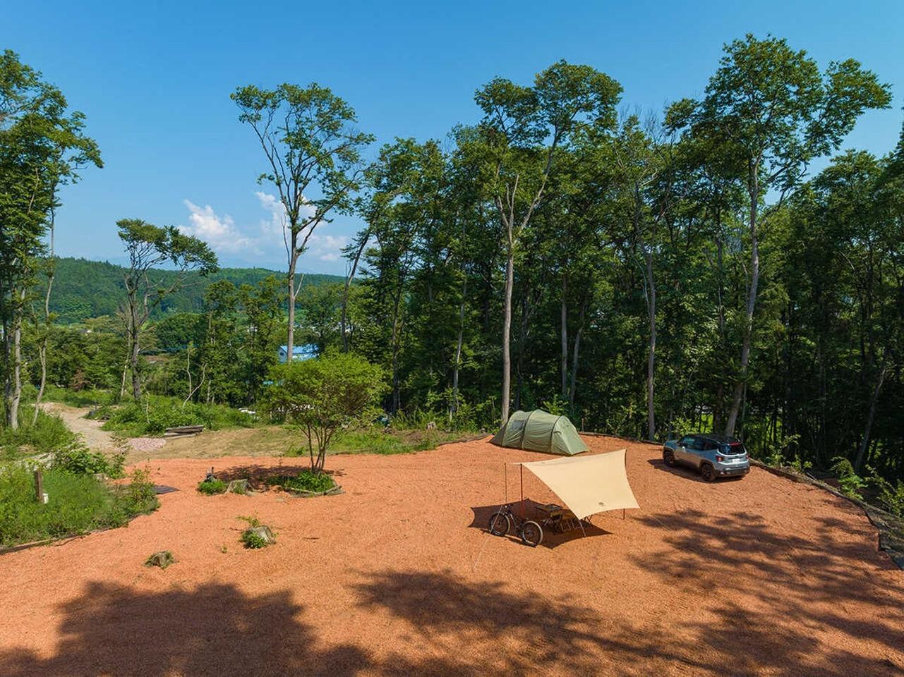 那須ICより約２０分。伊王野の地で心地よい風景と里山の雰囲気を存分に味わい、ゆったりお過ごしください。『NASU IONO CAMP SITE』