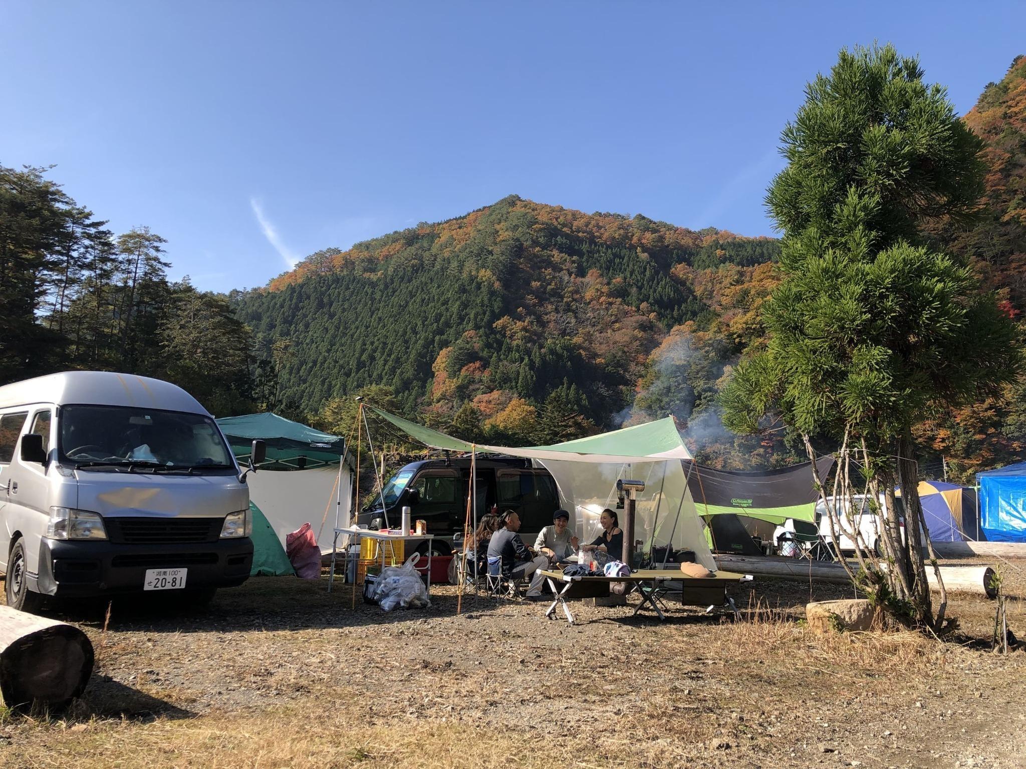 むさぼれキャンプ飯