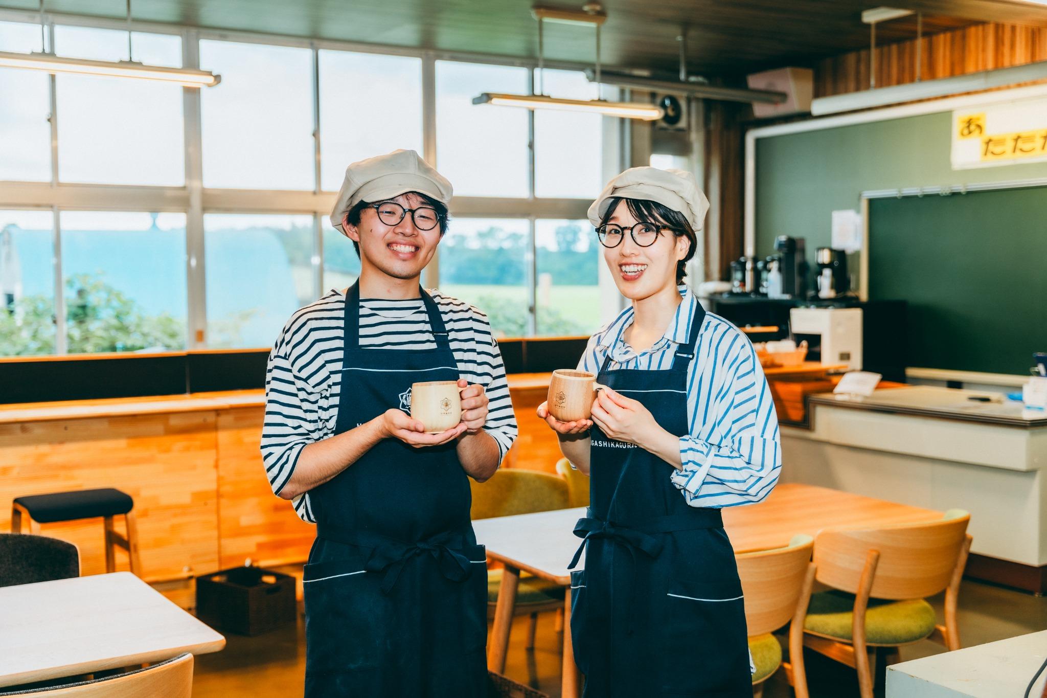 学食ではドリンクやスイーツもあります