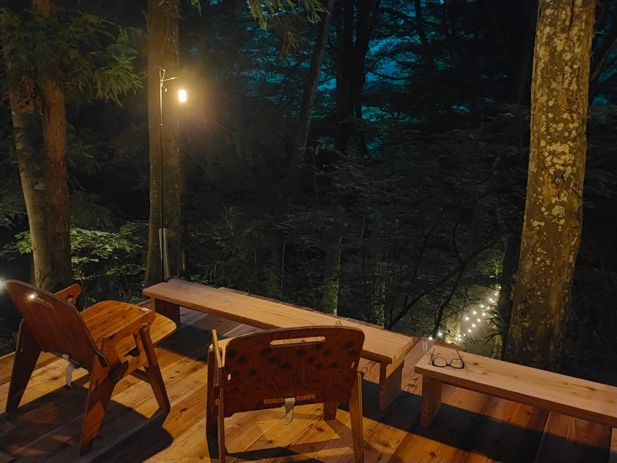 夜の展望デッキ