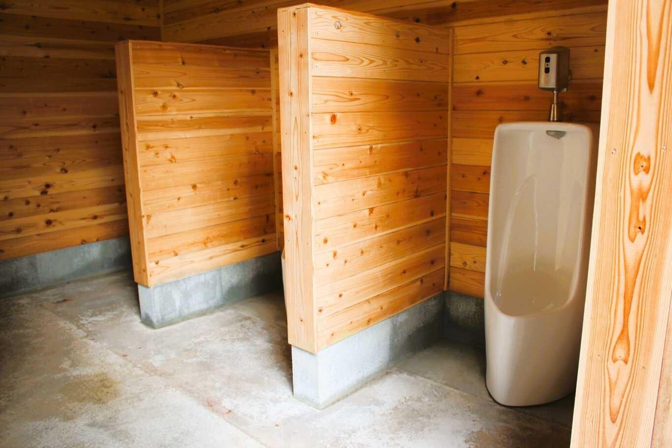 リニューアルしたトイレ②　男性用小便器