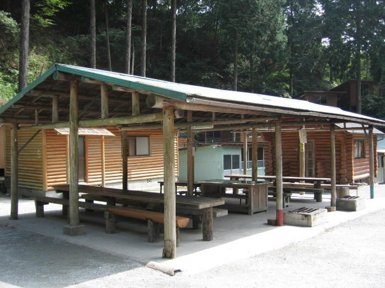 【雨天避難小屋】雨が降ってきたときはここでバーベキューができます♪※バンガロー･ログハウスの方優先です