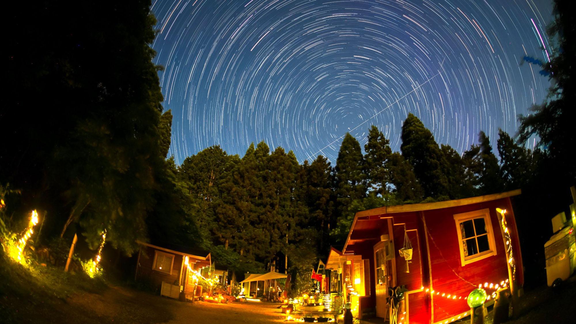 ・【風景】夜空一面に広がる星々を眺めながら、ゆったりとした時間をお過ごしください