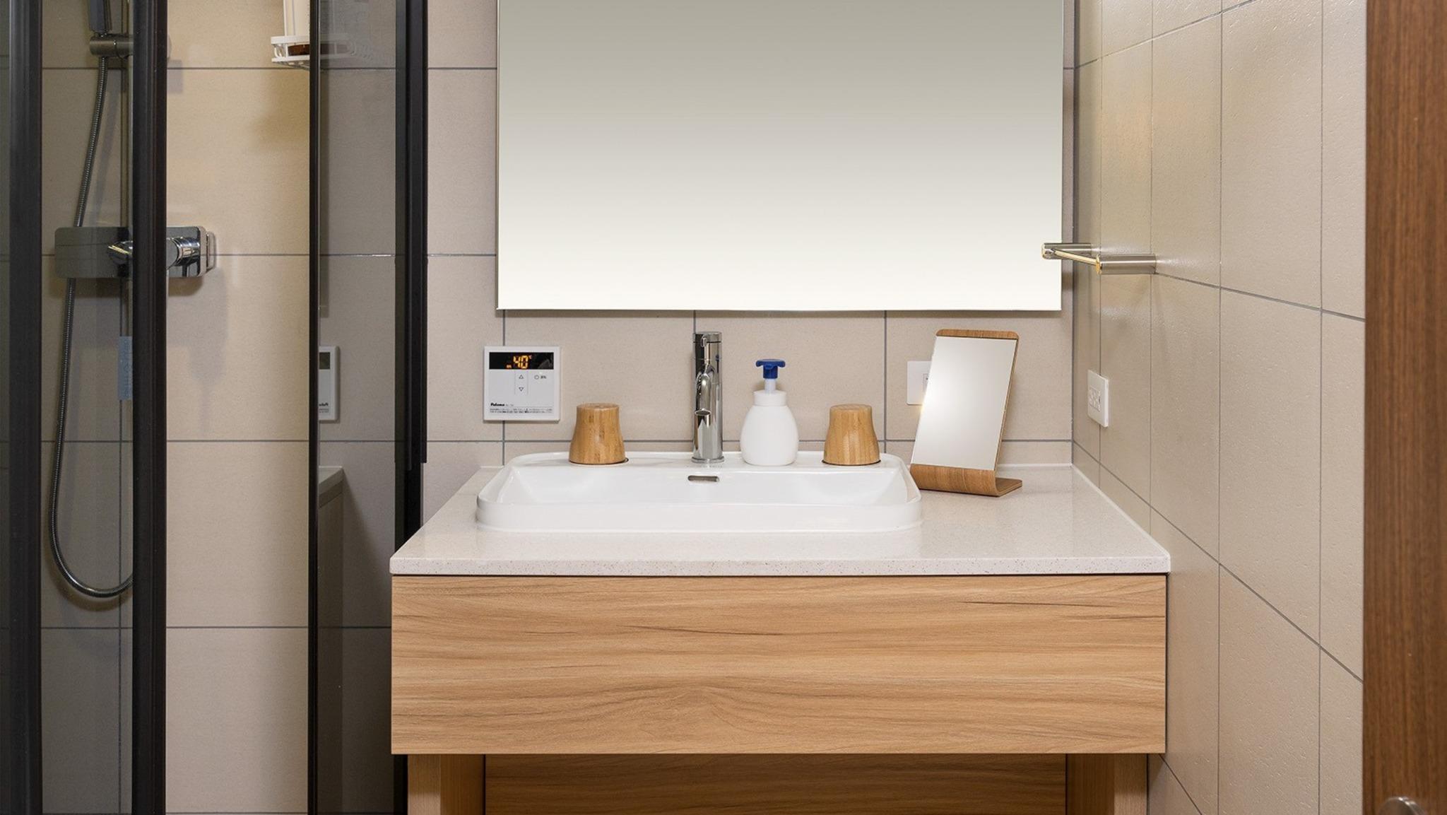 スタンダードヴィラ（洗面台・シャワー）