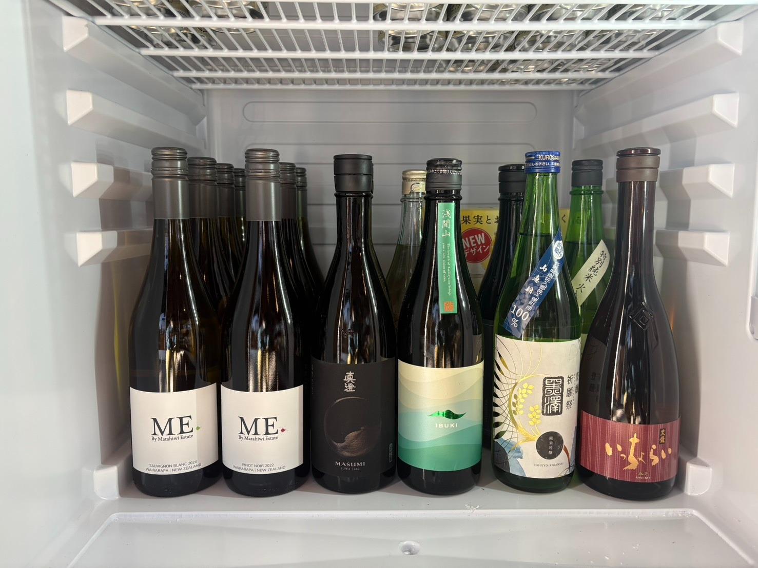 地酒（日本酒・焼酎）、ワインなども販売しています。