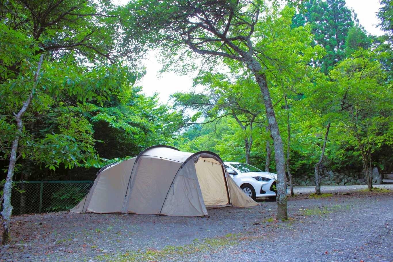 オートキャンプサイトの例：99サイト