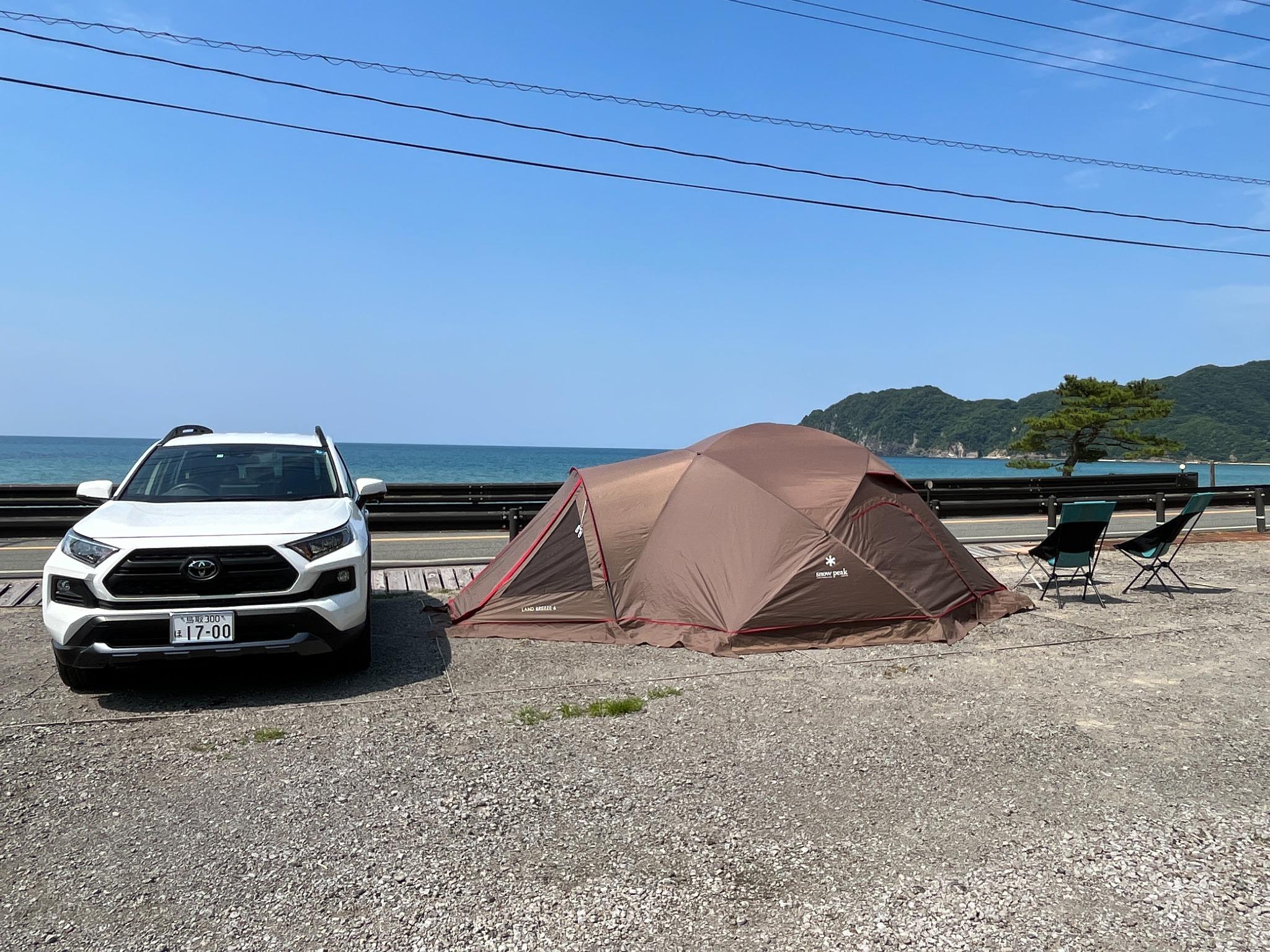 人気のオーシャンビューサイト！美しい日本海の夕日と朝日をご堪能いただけます。