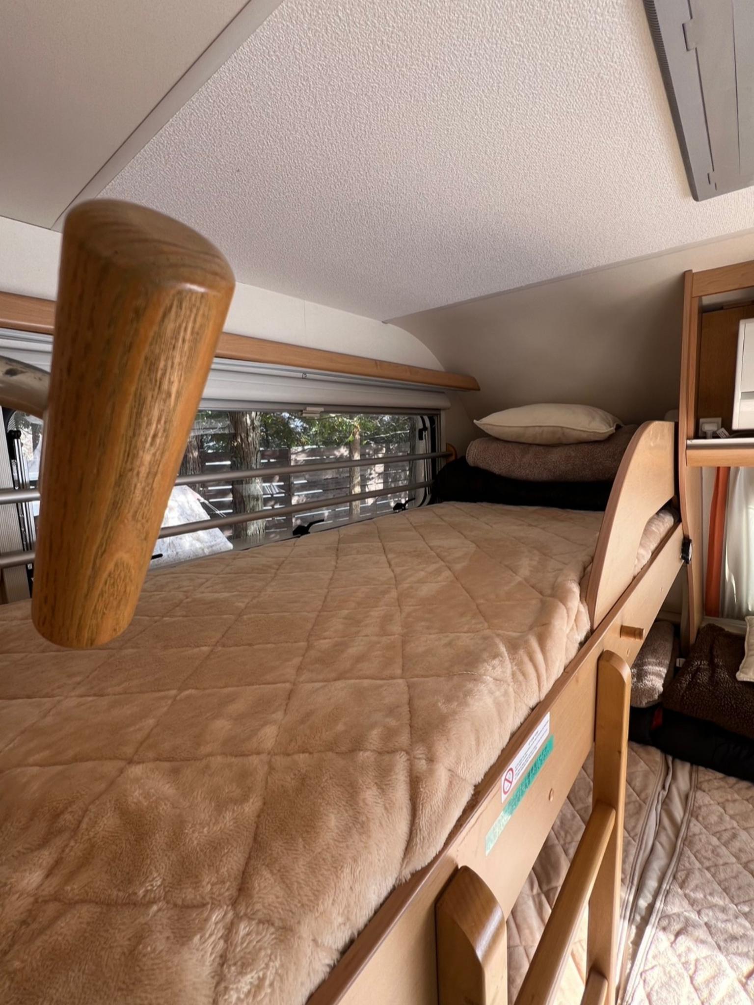 寝袋・枕・寒い時期は毛布をご用意いたします。