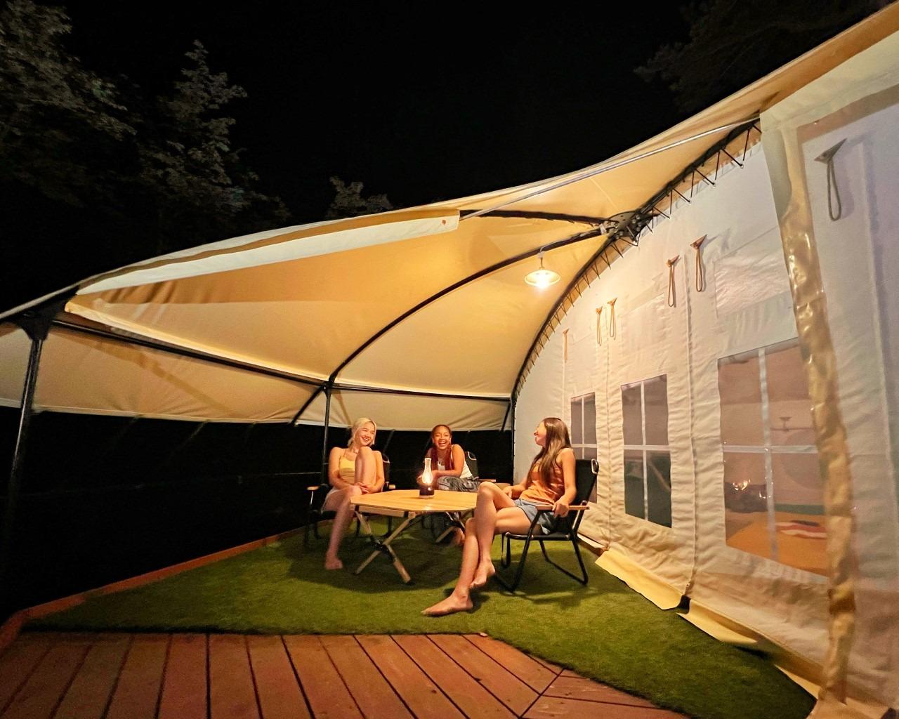 森に佇む宿泊施設