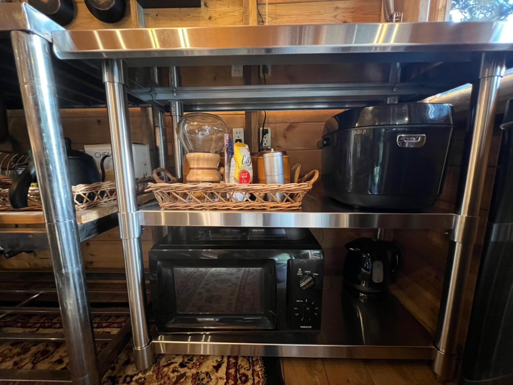 カップ、コーヒーグッズ、炊飯器、電子レンジ