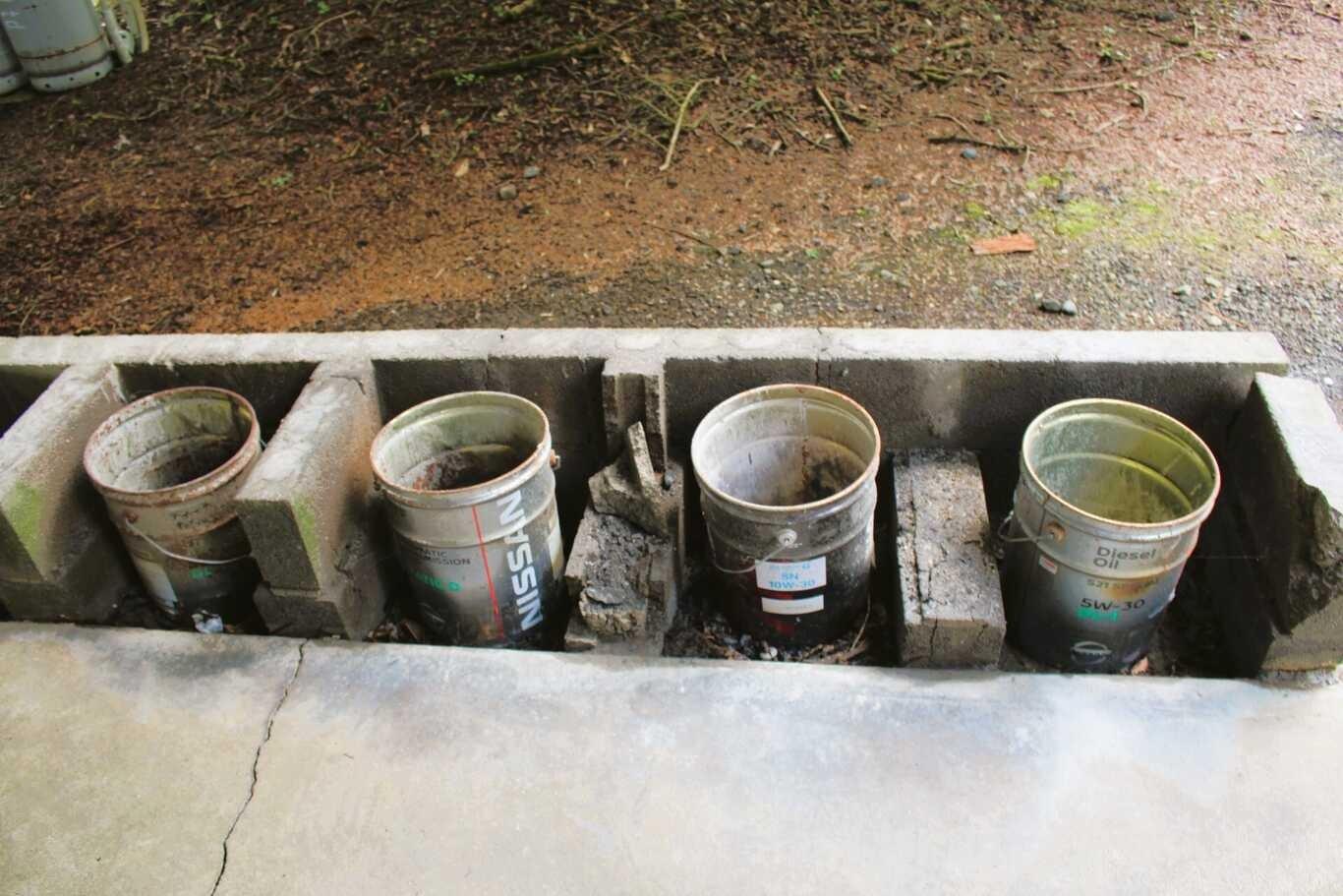 リニューアルした炊事場②　炭捨て場