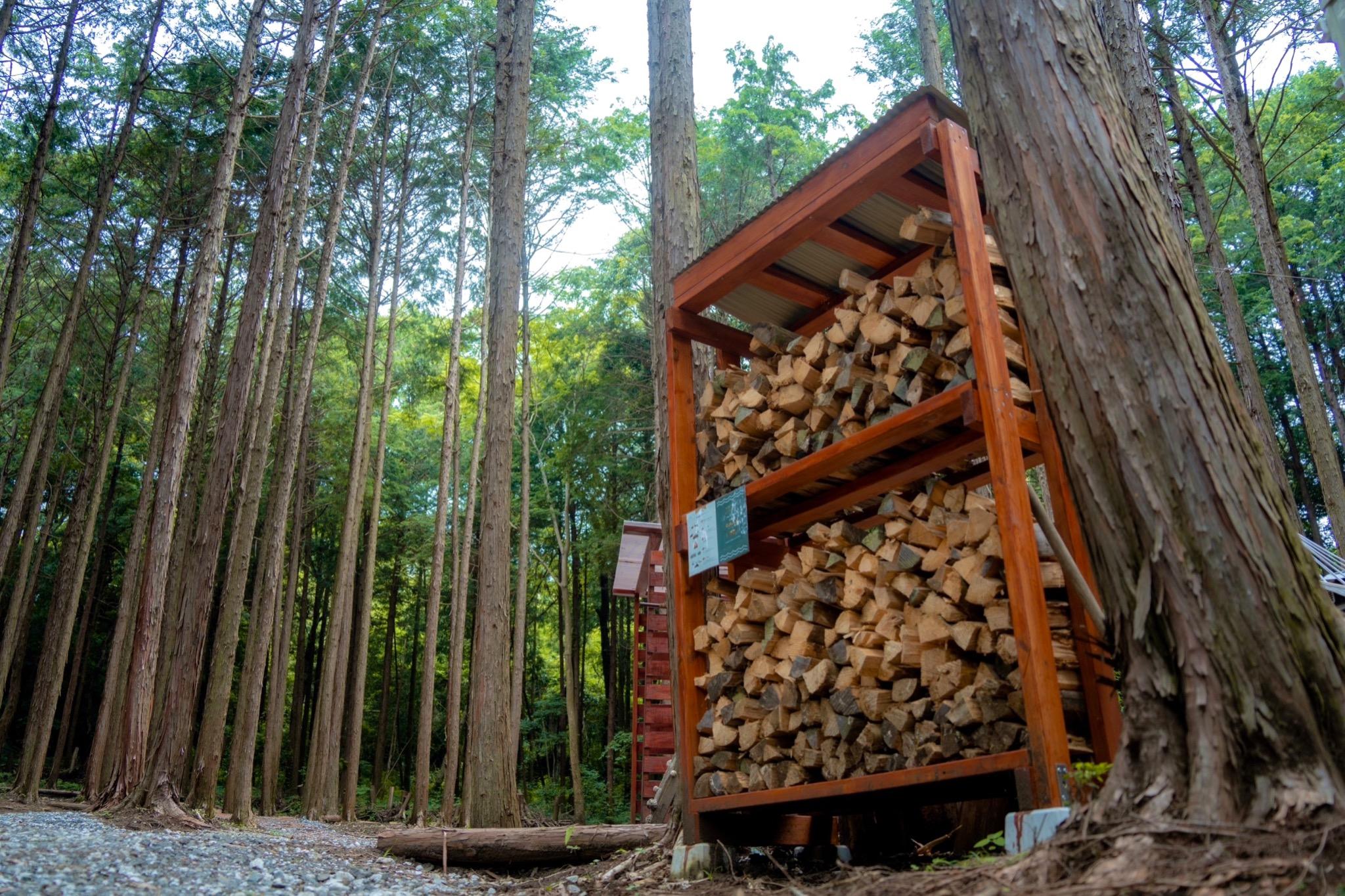 薪小屋