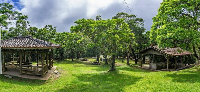 メインキャンプサイト 乙羽岳森林公園キャンプ場 バンガロー 楽天トラベルキャンプ