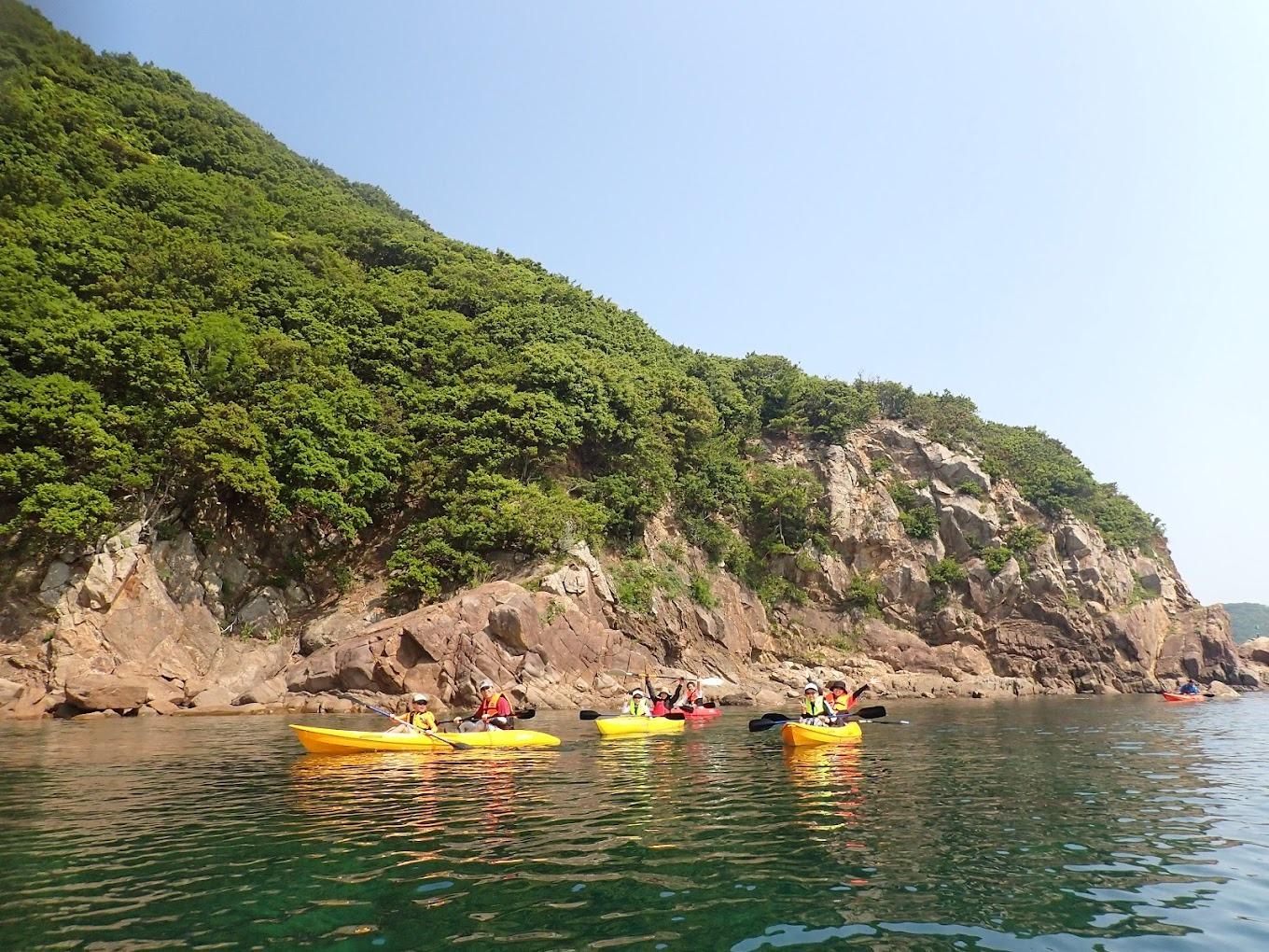 宇和海に突き出た半島の先端の美しい景観を楽しめます。