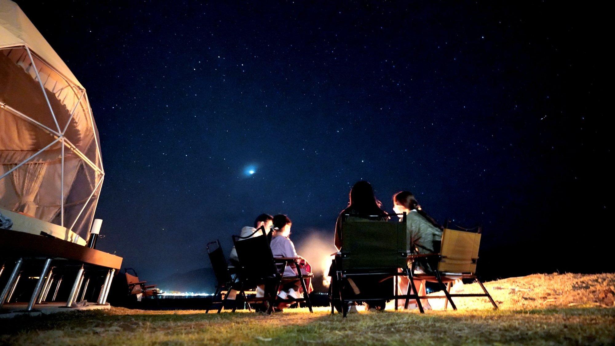 島の澄んだ空気の中で見上げる、満天の星。