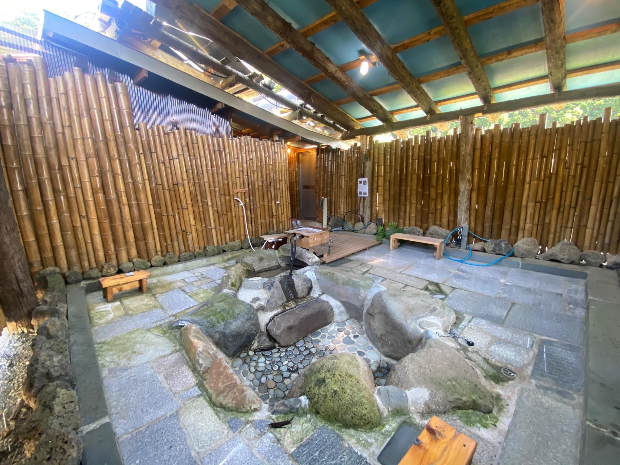 キャンプ場 フィール