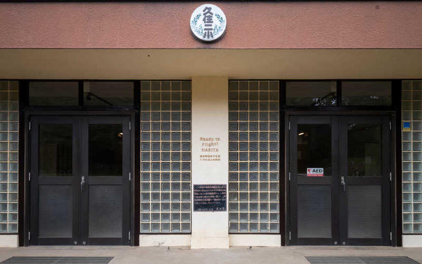 校庭のキャンプ場だけでなく、学校全体を使って1日遊ぶことができるのも魅力です！