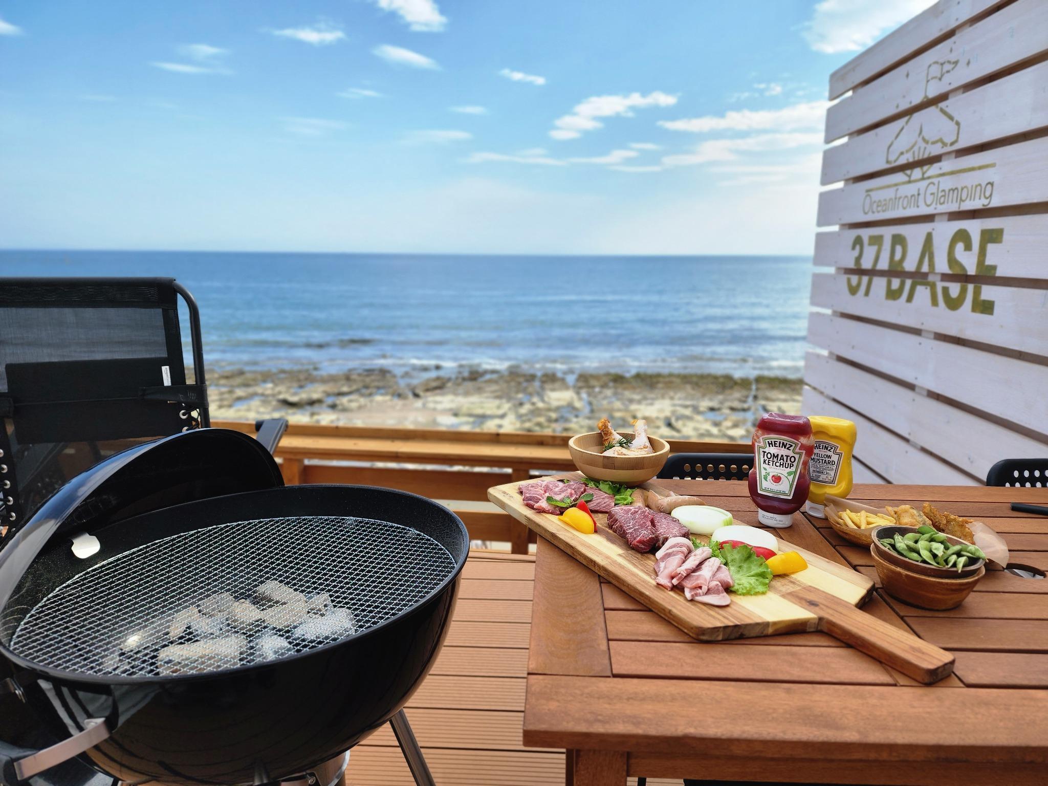 食材は併設しているカフェでご用意したもの。準備、片付けもスタッフが行うので手ぶらで楽しんでいただけます。