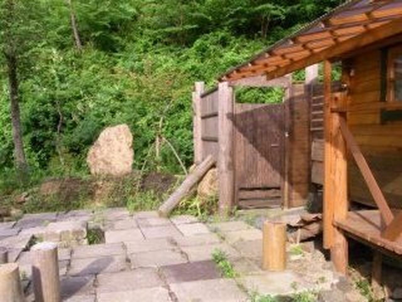 ログハウス・６畳タイプ：外観