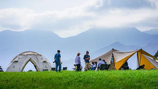 FUJI TOMATO FIELD(富士トマトフィールド)のキャンプサイトやトイレにシャワーをチェック！どデカい富士山が目の前に！