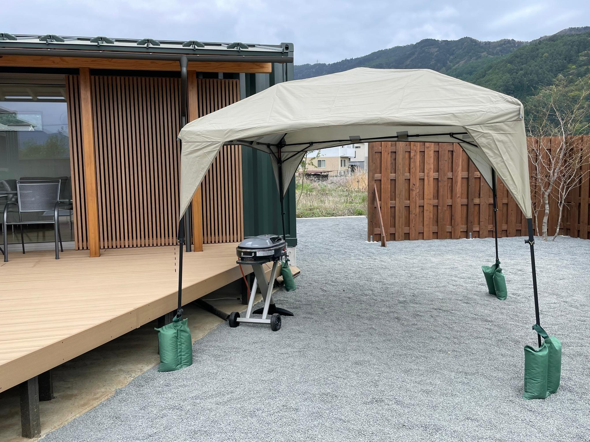 河口湖ベースキャンプ登り坂｜楽天トラベルキャンプ
