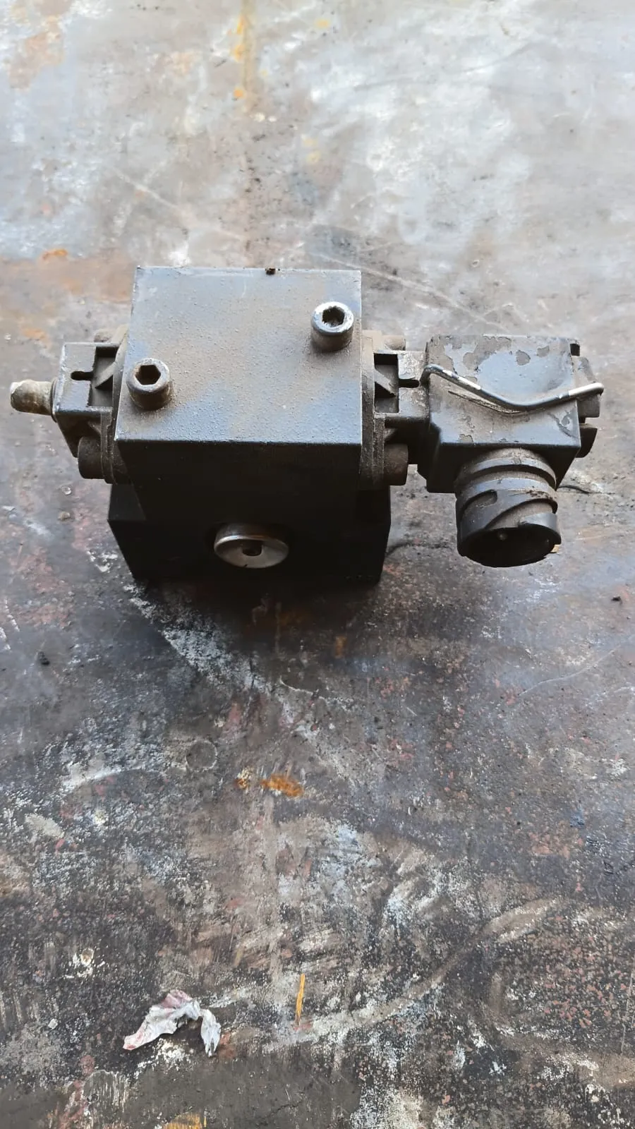 Solenoid valve (In Stock) | OEM 11115488 | Volvo A35E | RAMM Parts