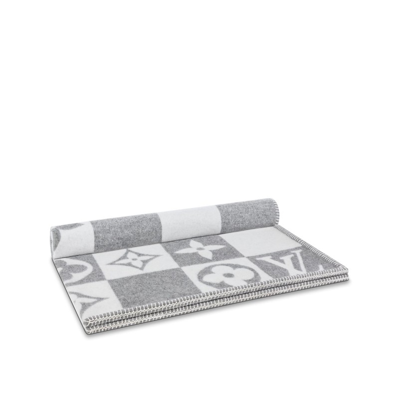 4. LV Checkmate Blanket S00 New for Women