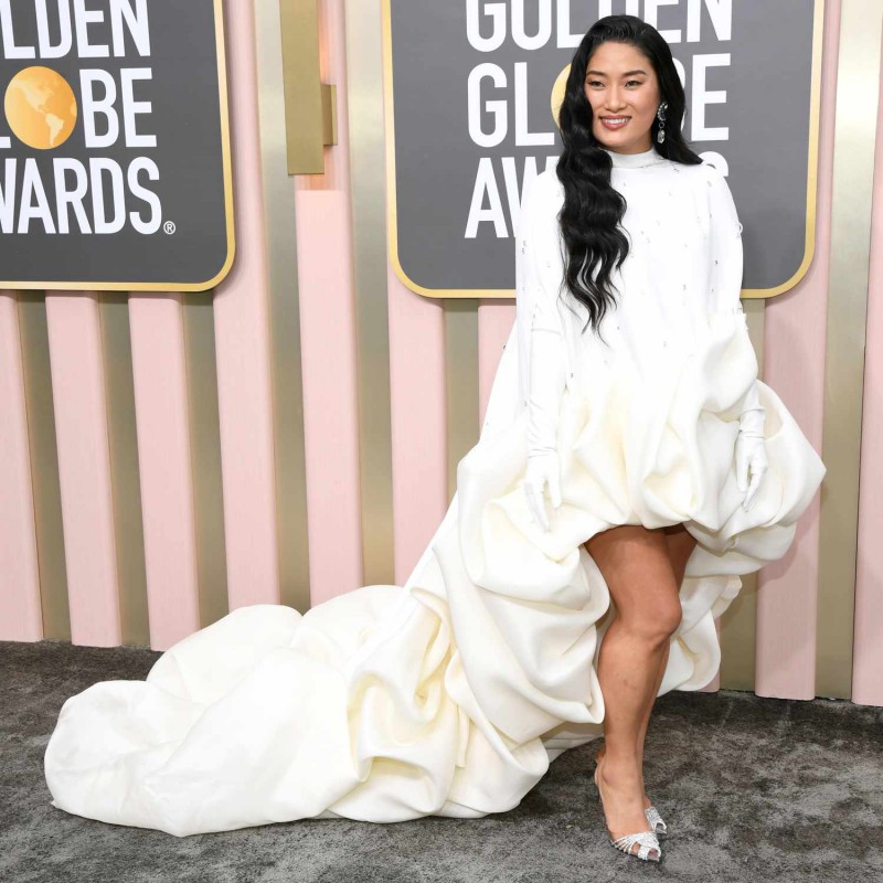 4. Wedding-Worthy Looks from 2023 Golden Globe Awards