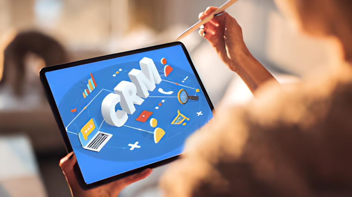 What are the Features of CRM?