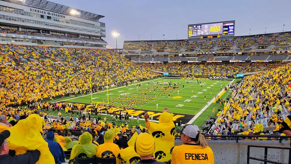 Kinnick Stadium - Image 1