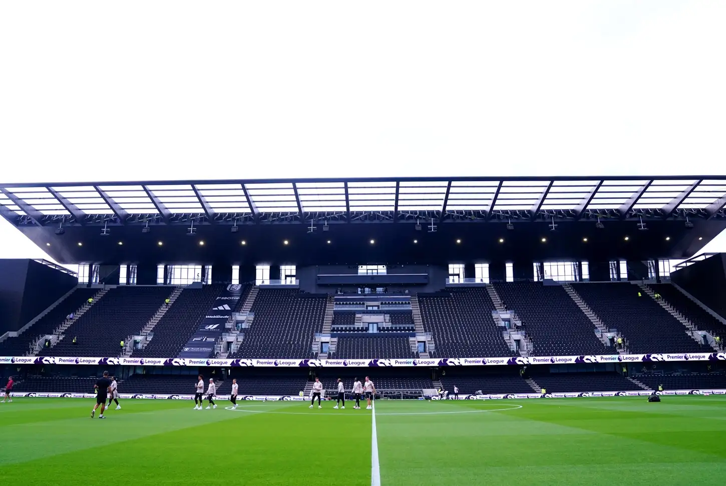 Craven Cottage - Image 1