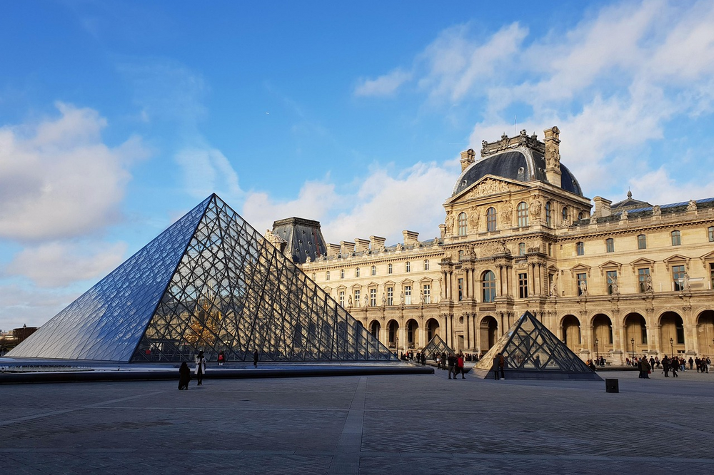 Best 25 Hotels near Louvre Museum Paris – 2025 Edition