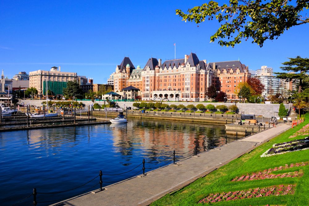 Biggest Hotels in Canada [With Images]