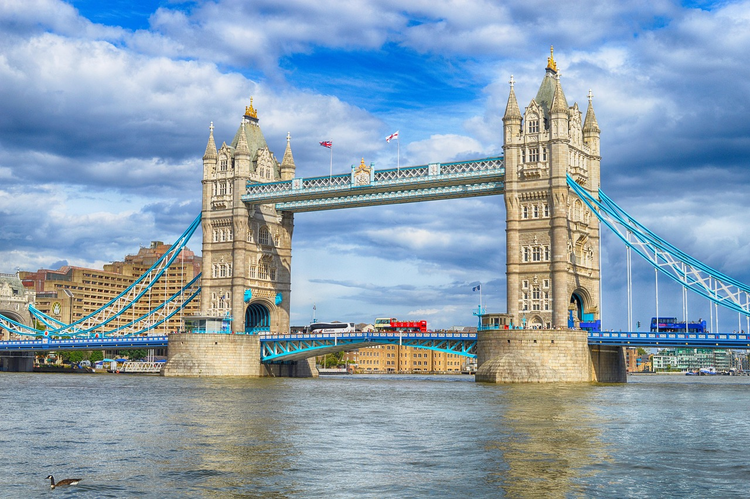 Best 25 Hotels near Tower Bridge London - 2025 Edition