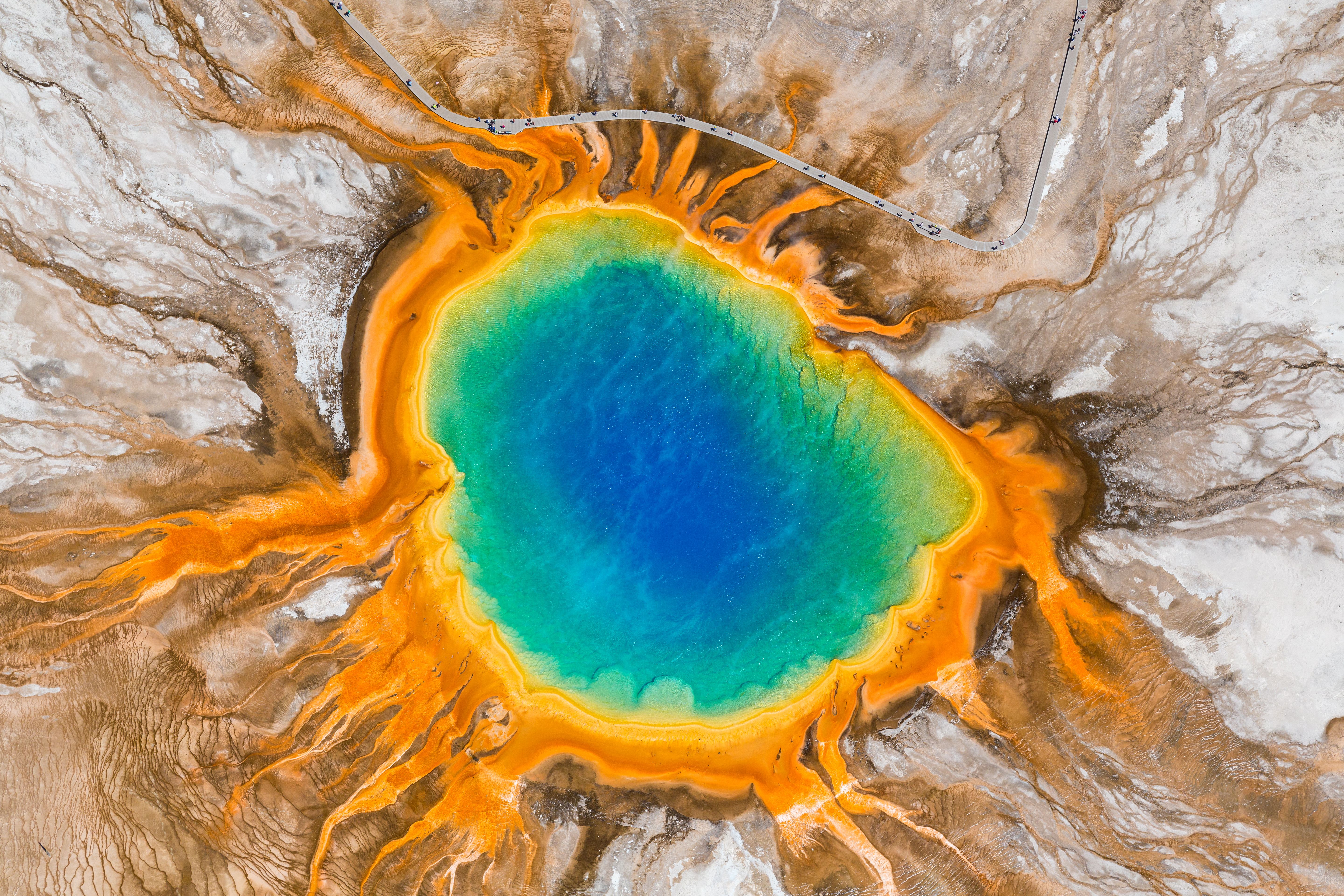 Grand Prismatic Spring, Midway Geyser Basin, Yellowstone National Park, Wyoming, USA