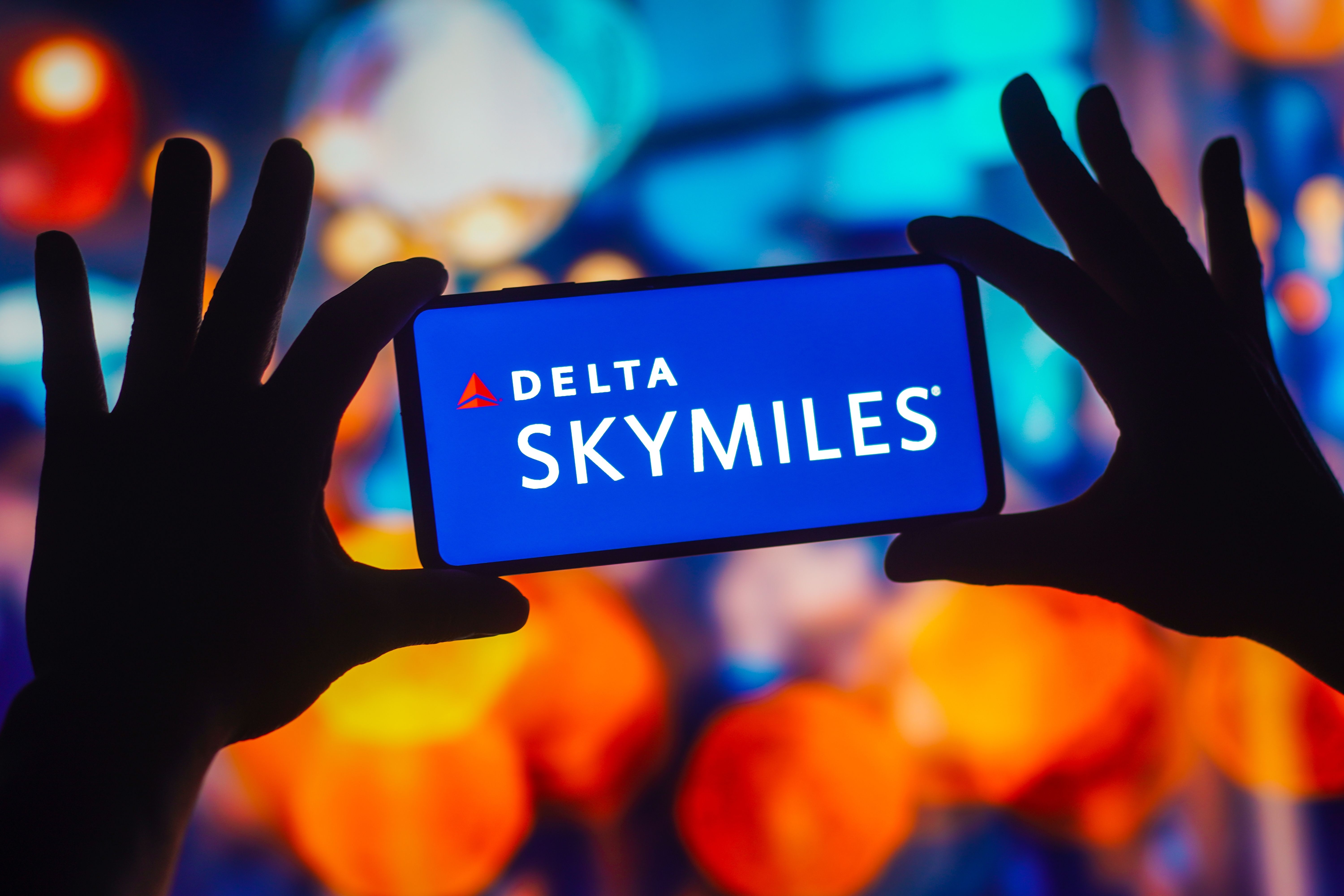 Alaska Airlines vs Delta: comparing loyalty programs - alaska wins - ratepunk