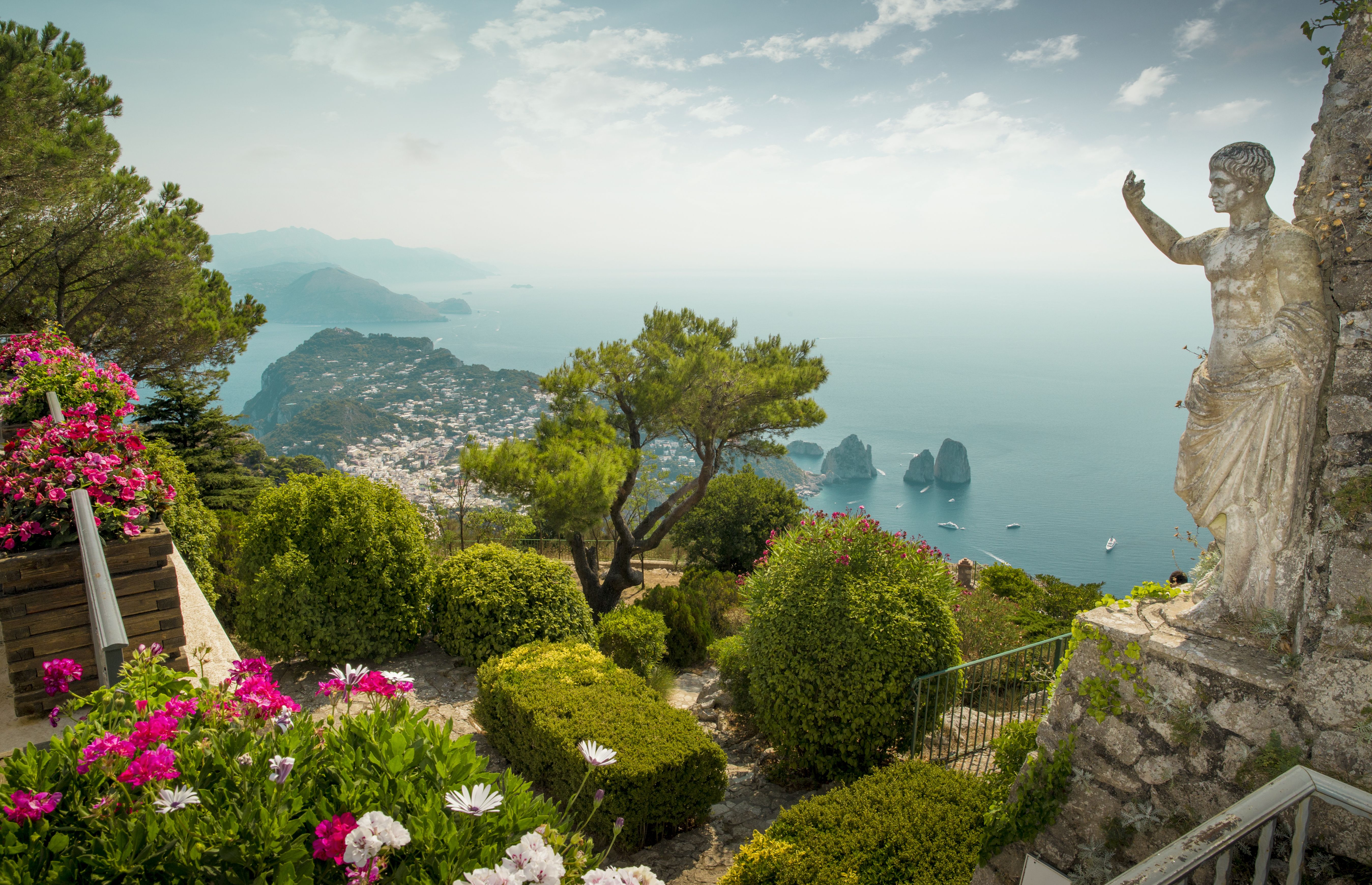 Dreamy Destination - Amalfi Coast - capri for romantic seekers