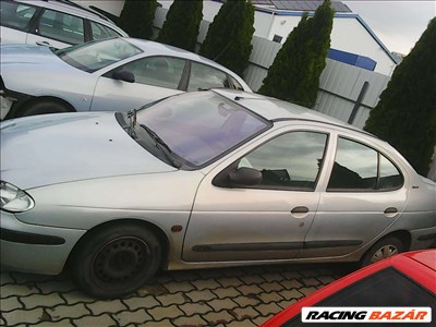 RENAULT MEGANE I CLASSIC SEDANE AJTÓK 2002 1.4 16V