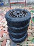 Toyota Yaris 155/70 R13 téli gumi lemezfelnivel